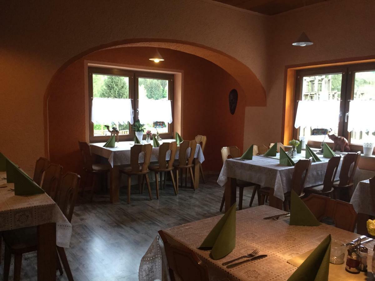 Hôtel Gasthaus Alter Bahnhof à Metzdorf Extérieur photo